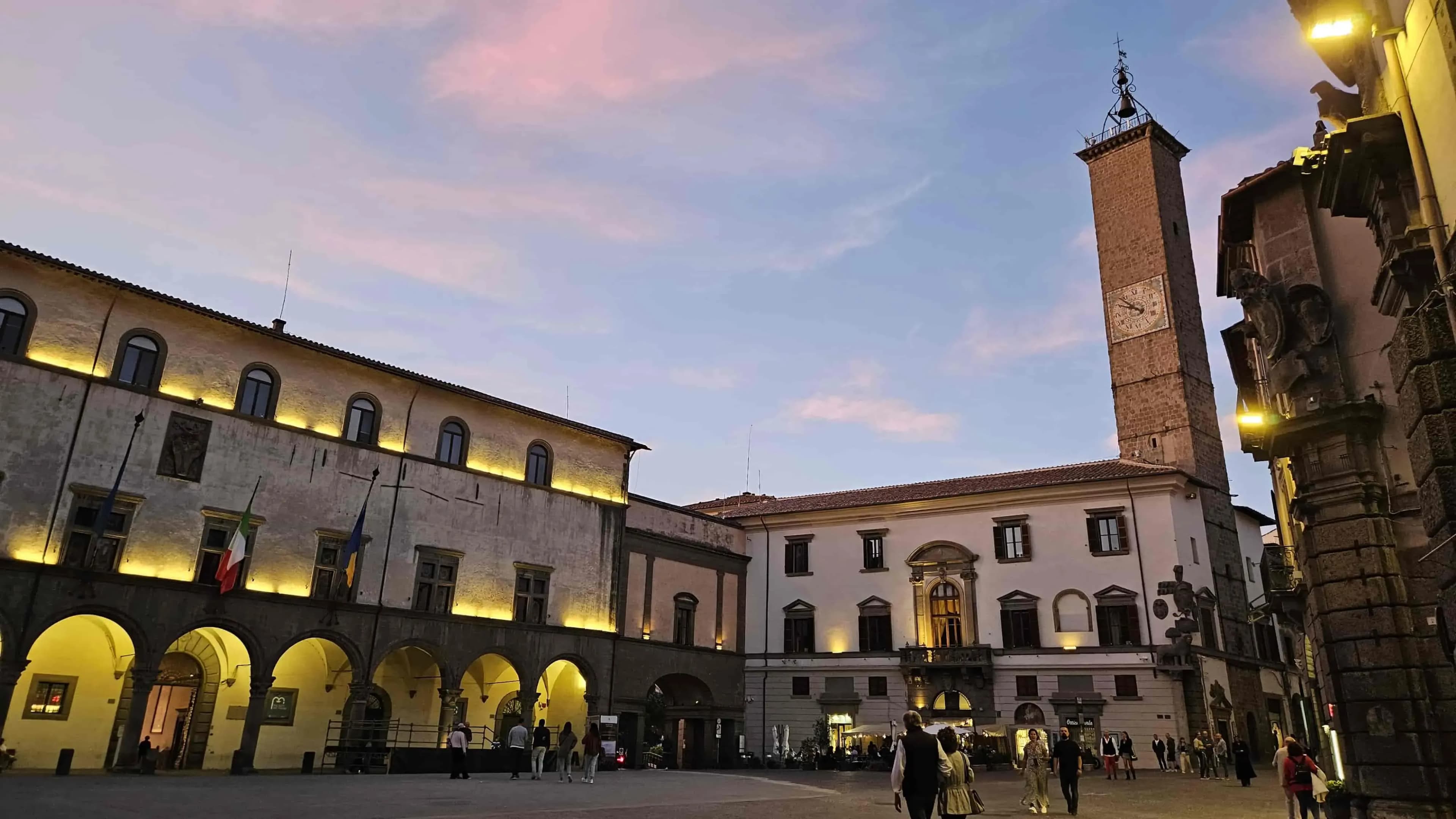 Piazza del Plebiscito a Viterbo, Italia